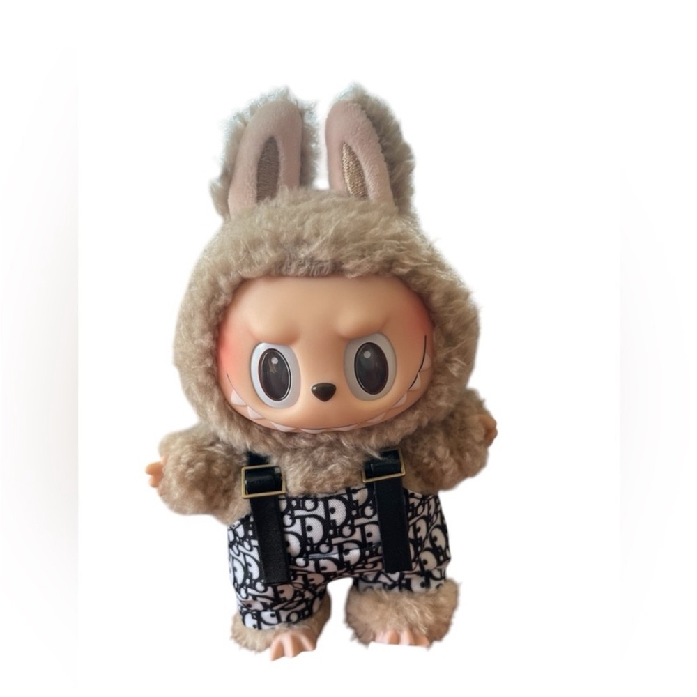 Fashion Inspired *‎ Labubu Outfit